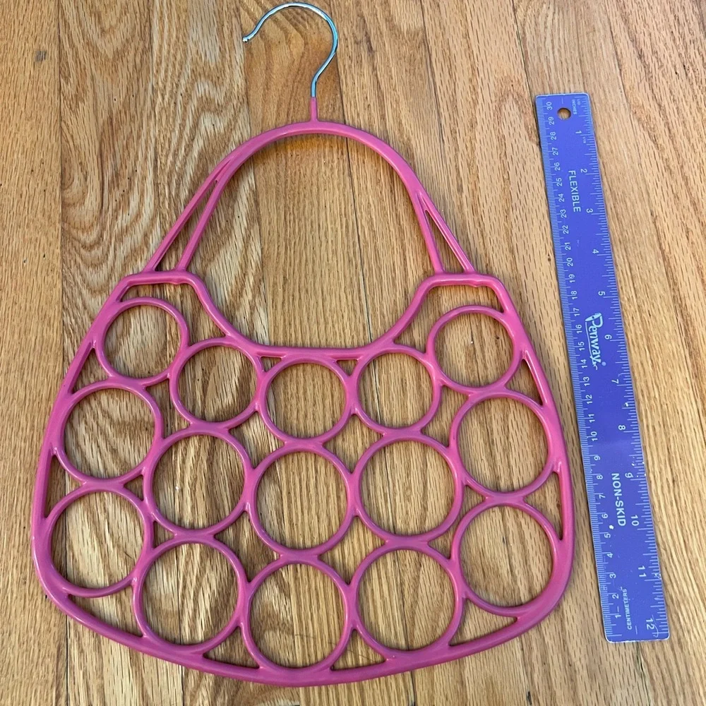 Metal Pink Scarf Hanger